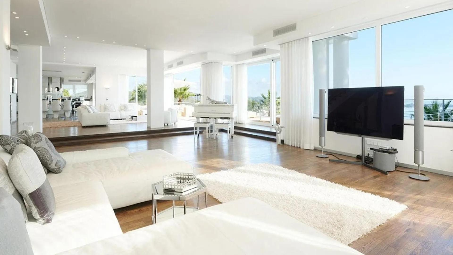 Villa In Ibiza With Infinity Pool And Sea Views Santa Eularia des Riu
